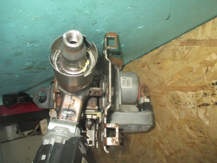 фото №5, Renault clio iii 09r рульова колонка 50350129 59310536 820037955b