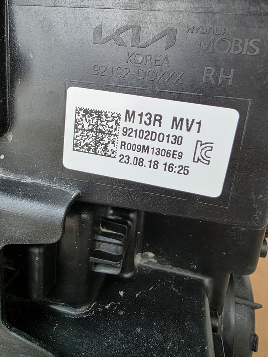 фото №10, Kia ev9 ev 9 23- лампа полный led правая перед европа 92102-d0130 идеальное состояние