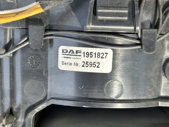 фото №5, Панель переключателей держатель na кружки daf xf 106 1951827 1868995