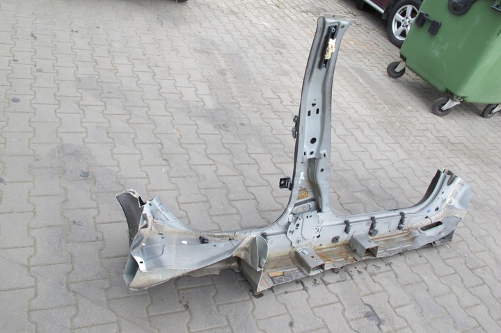 фото №8, Renault clio iv 4 стойка порог левый 5d hb tegne rs gt