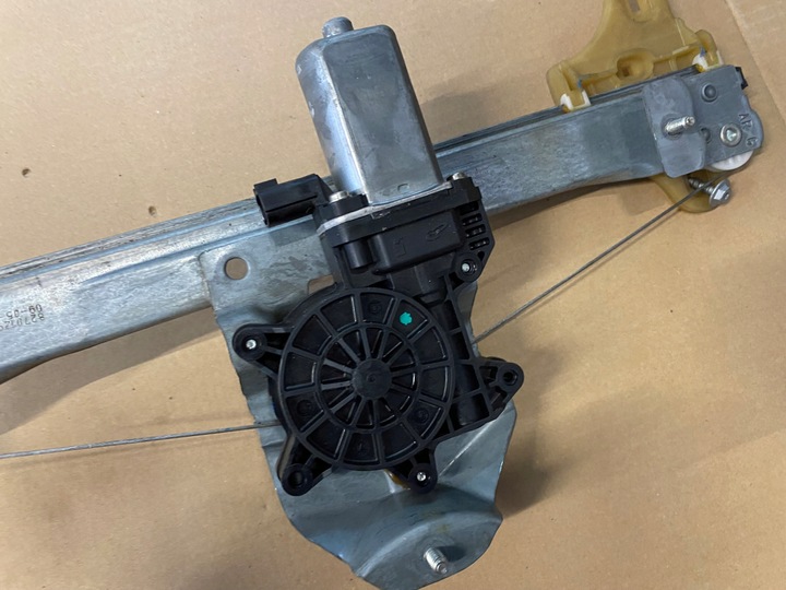 фото №9, Підйомник вікна renault оригінальний номер 827012973r captur i лівий зад