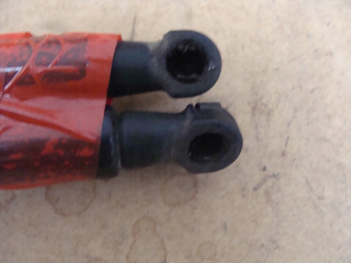 фото №3, Приводи телескопи кришки багажника citroen c4 cactus комплект