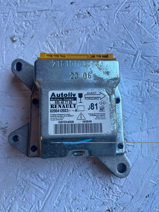 фото №1, Датчик подушка безопасности renault espace iv рестайлинг 8200412023