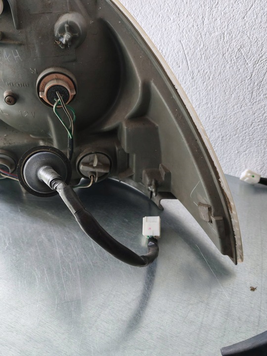 фото №7, Lexus is sedan лампа задняя левая левый зад оригинальный номер