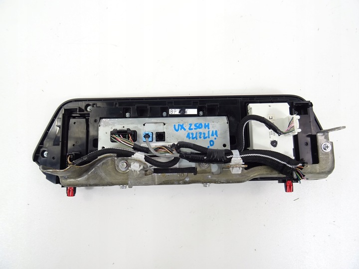 фото №8, Lexus ux 250h дисплей экран крепление колодки 86110-76070