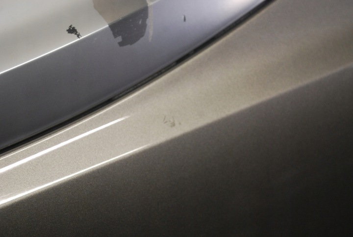 фото №14, Нижня планка двері лівий зад audi q7 4m0853969b