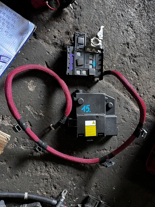 фото №1, 15 alfa romeo giulia предохранитель клеммы шланг