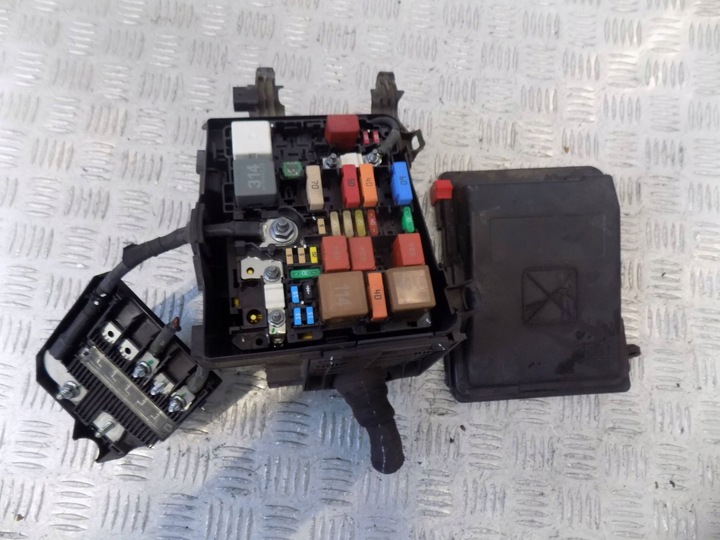 фото №1, Citroen c5 aircross 3008 ii 2017- коробка корпус запобіжників kpl 1.2thp