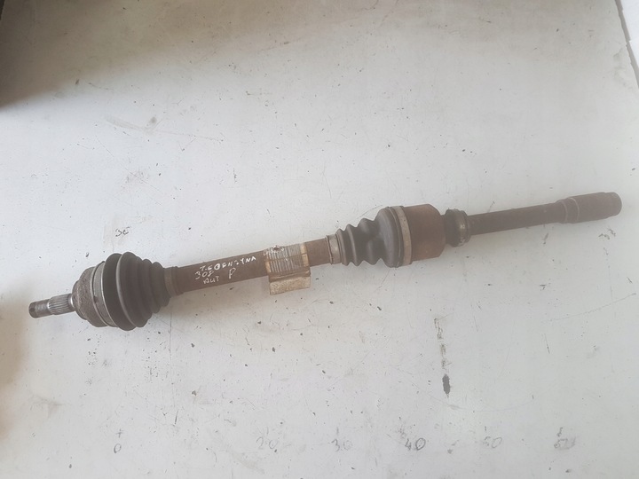 фото №1, Peugeot 308 08r- 1.6 vti полуось правая перед automt