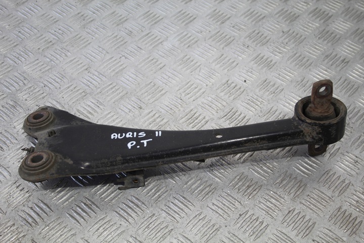 фото №1, Важіль правий зад toyota auris ii 2