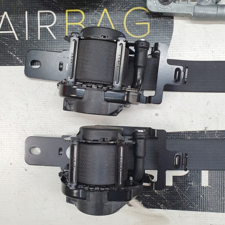 фото №9, Charger панель консоль подушки ремни подушка безопасности