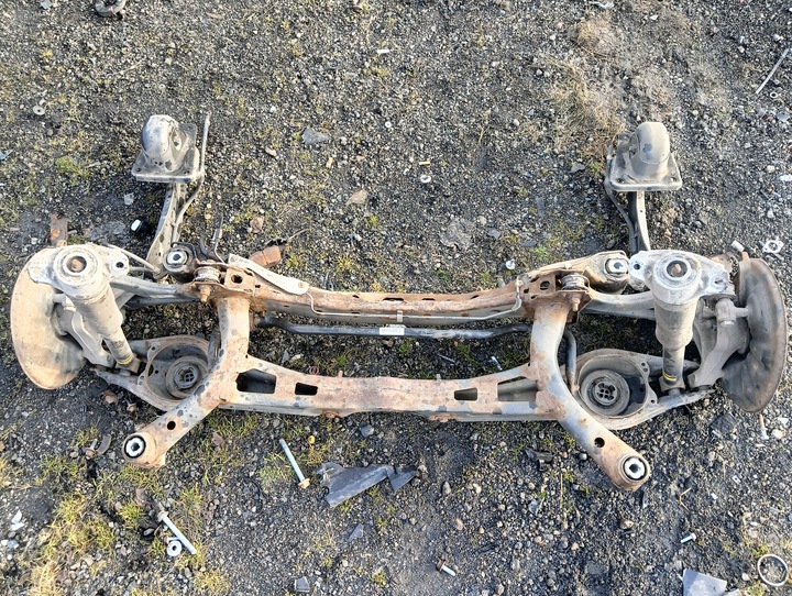 фото №1, Подрамник тележка подвешивание зад задние vw passat b8 arteon универсал