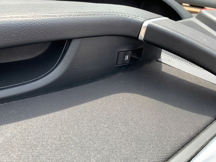 фото №10, Hyundai i40 боковина обшивки обивка дверь комплект оригинал европа