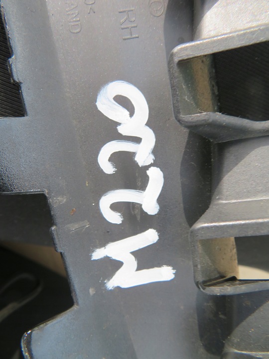 фото №14, Volvo xc60 ii правая решётка заглушка бампера перед