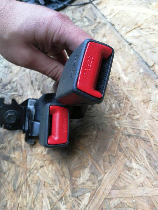 фото №4, Застібка ременів задні hyundai i30 iii 2021 1.5t