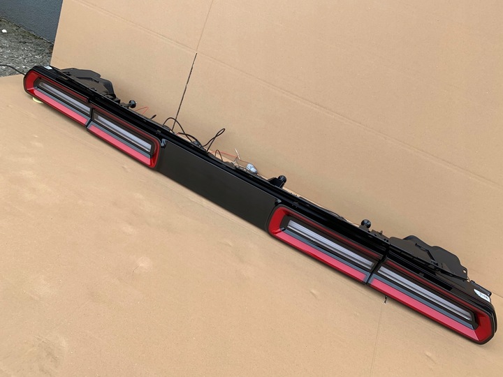 фото №9, Dodge challenger 2007-14 лампы led зад swap переделка na 2015-21 жёлтый поворот