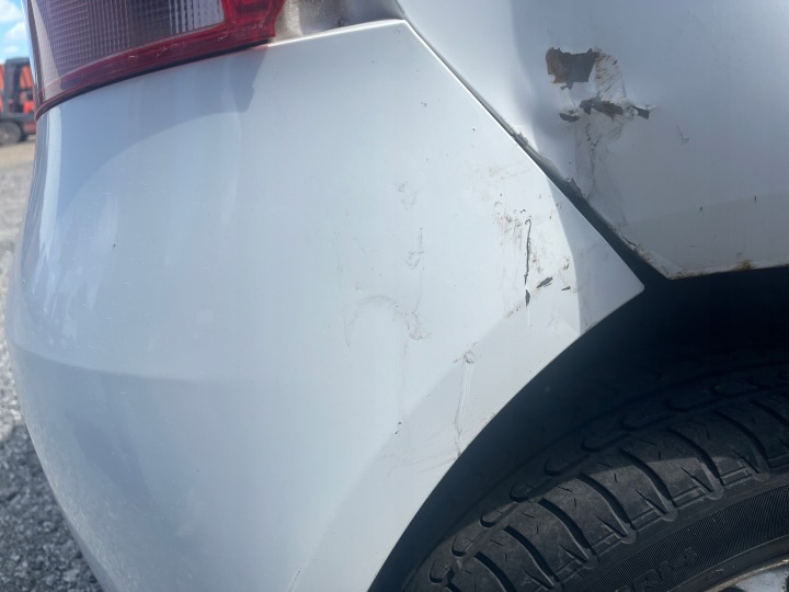 фото №15, Toyota yaris ii 3-дверь бампер задний 068