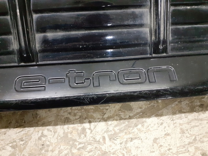 фото №5, Решітка радіатора решітка audi e-tron 4ke 2018- 4ke853651