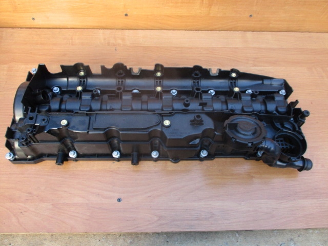 фото №8, Bmw f10 f15 f30 n57 n57d30b biturbo крышка клапанов 8507607 оригинал новая