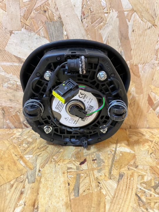 фото №11, Подушка подушка водителя кожа bmw g20 g21 m3 g80 g81 m4 g82 g83 5a250d7 oem номер