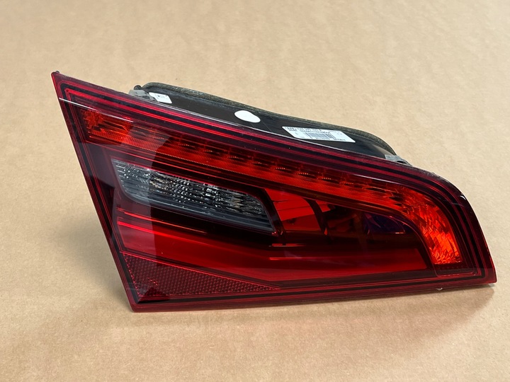 фото №1, Audi a3 8v лампа зад led 8v4945093a