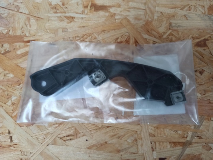 фото №1, Ползун бампера крепление левая перед bmw i3 7385645