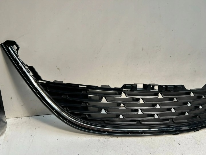 фото №8, Opel astra j 2014 з спереду решітка, заглушки
