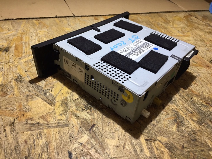фото №11, Audi q7 4l чейнджер дисків cd changer 4l0035729