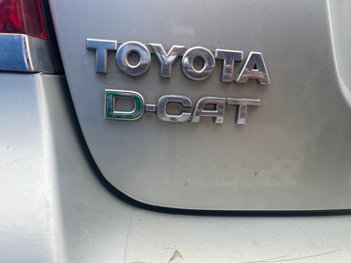 фото №8, Toyota avensis t25 sedan крышка багажника задняя зад 1c0