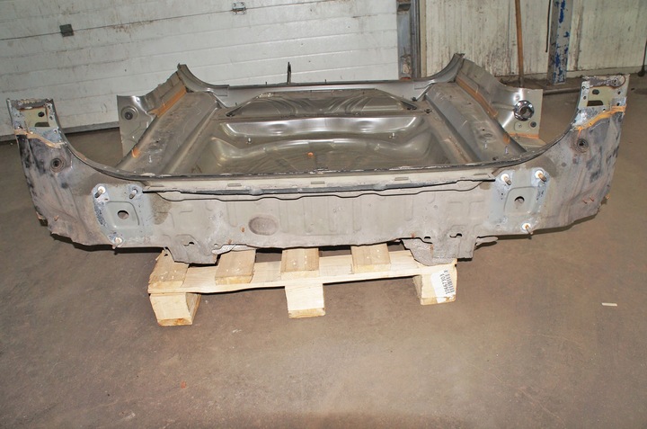 фото №13, Sr261 volvo v90 ii t5 16- pas зад задній універсал