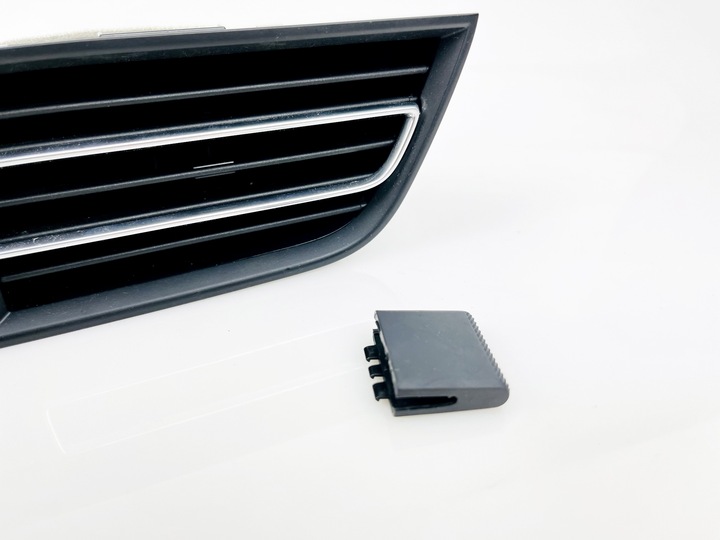 фото №9, Центральный, средний воздуховод панели распределительной porsche macan 95b819110 e g0e