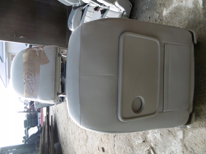 фото №8, Сидіння диван vw golf sportsvan алькантара комплект