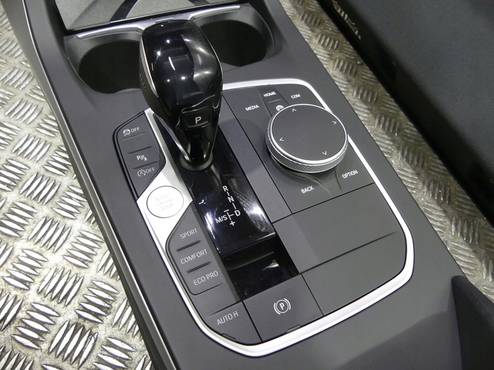 фото №12, Bmw 2 f44 sport обивка сиденья диван обшивки туннель полка 6.430 km