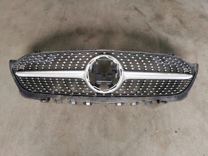 фото №1, Решітка радіатора решітка хром mercedes a клас w177