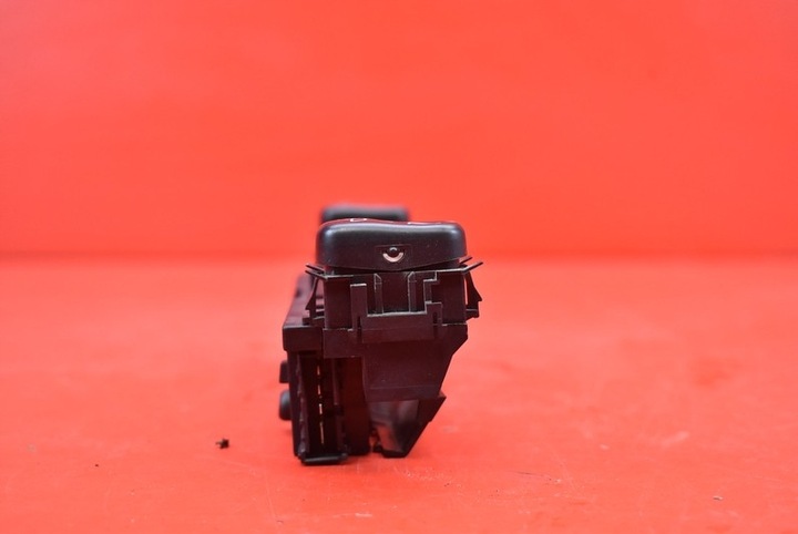 фото №6, Панель керування підігріву сидінь 2108200151 mercedes clk w208 99-03