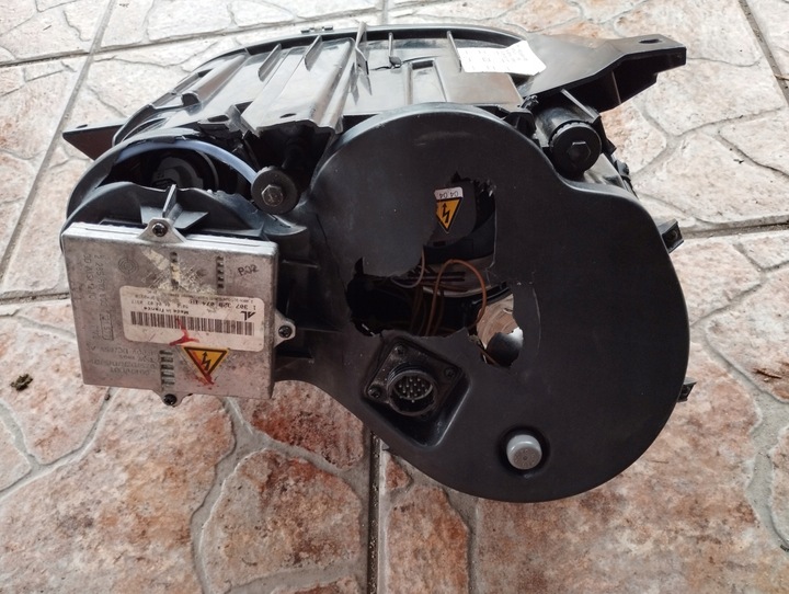 фото №9, Лампа передня mercedes mclaren slr a199