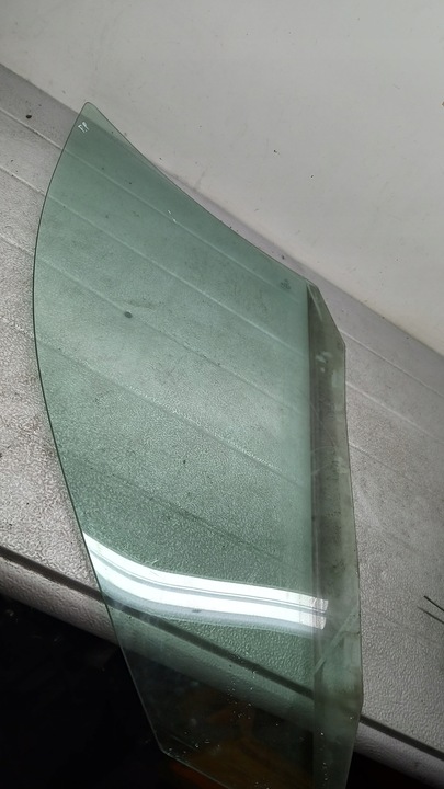 фото №4, Стекло правая перед vw golf iv 01r 1.6b