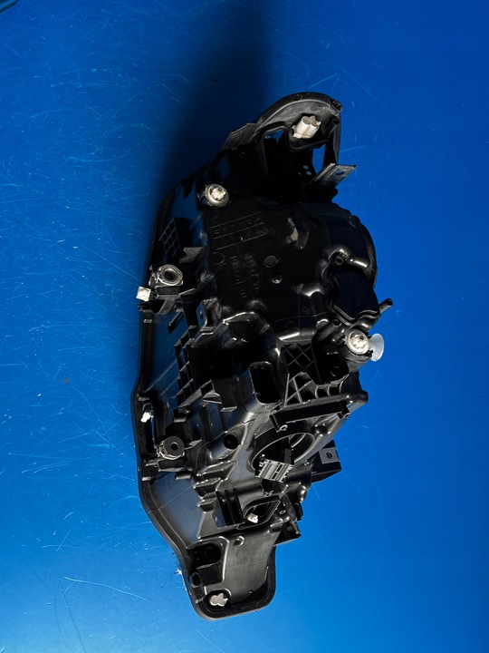 фото №14, Лампы полный led bmw f30 f31 рестайлинг чёрный hella тень