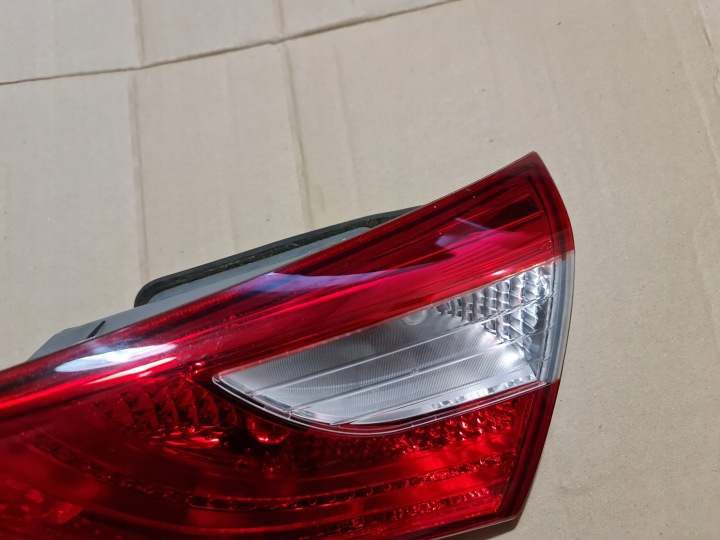 фото №6, Фара праве зад w кришка багажника hyundai i30 ii hb