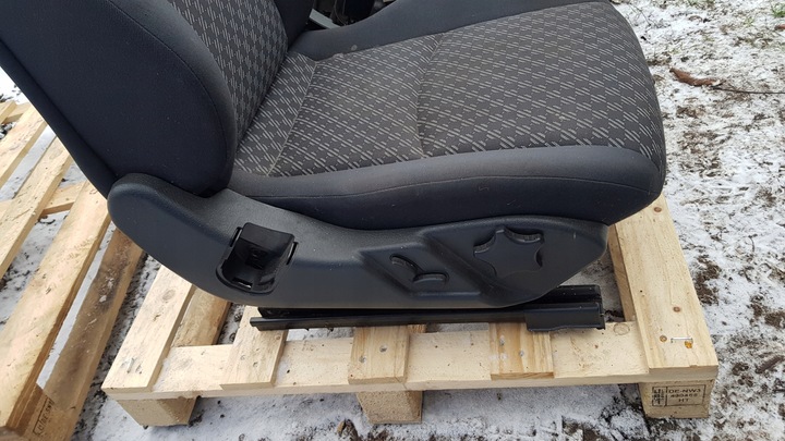 фото №10, Mercedes w203 сиденье правый перед каркас