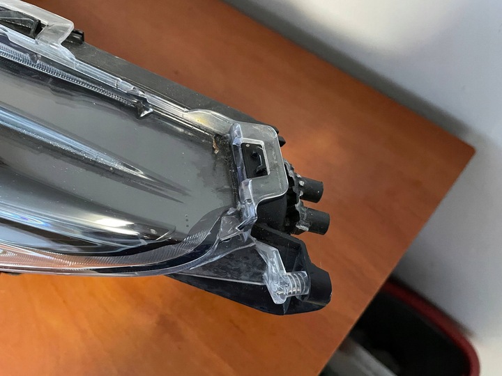 фото №10, Лампа передняя левая перед полный led toyota corolla e21 81150-02s60