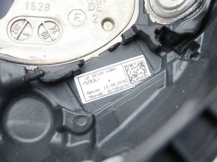 фото №11, Кермо шкіра чорна білий szwy audi a8 s8 d3