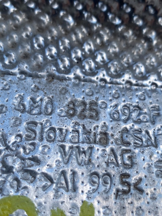 фото №3, Porsche cayenne iii 9y 9y0 audi q7 q8 захист термічна 4m0825692f