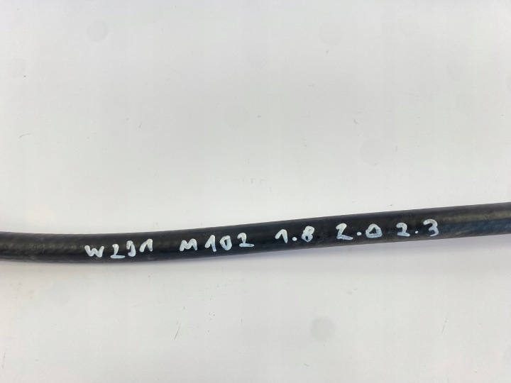 фото №11, Шланг трубка  основний  od бачка do радіатор mercedes w201 бензин 1.8 2.0