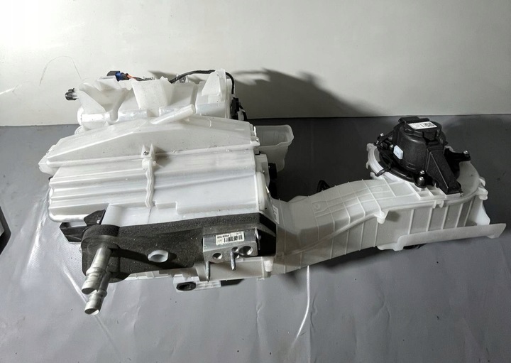 фото №9, Отопитель воздуходувка partner berlingo iv 4 combo e 1.5 hdi 9836407680