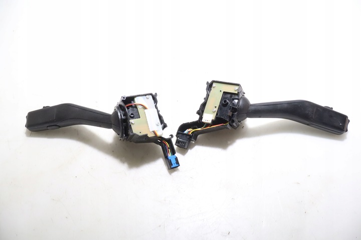 фото №3, Переключатель комбинированный света volkswagen golf v