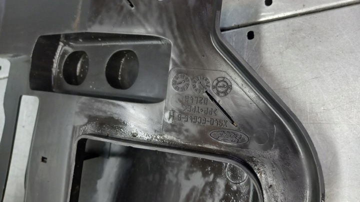 фото №6, Труба повітря ford focus mk1 04r 1.8tddi