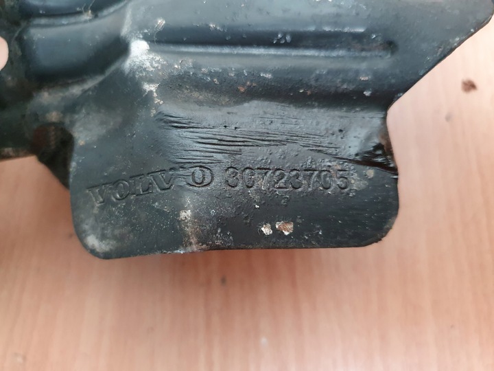 фото №7, Дополнительный помпа циркуляции насос воды труба шланг 4.4 v8 volvo xc90 i 0392020104