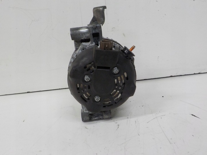 фото №3, Lexus is ii 06-12 2.2 d-cat генератор 27060-26030