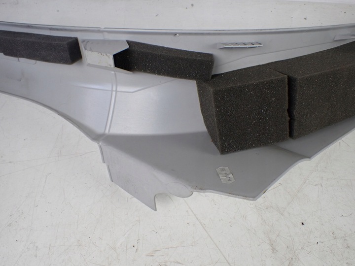 фото №9, Обшивка стойка левый зад audi a8 s8 d3 5.2 короткая 4e0864607q